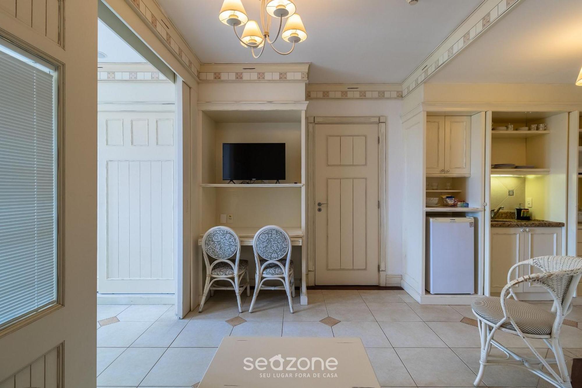 Studio Dentro De Hotel - Seazone Ilcjr ฟลอเรียนอโปลิส ภายนอก รูปภาพ