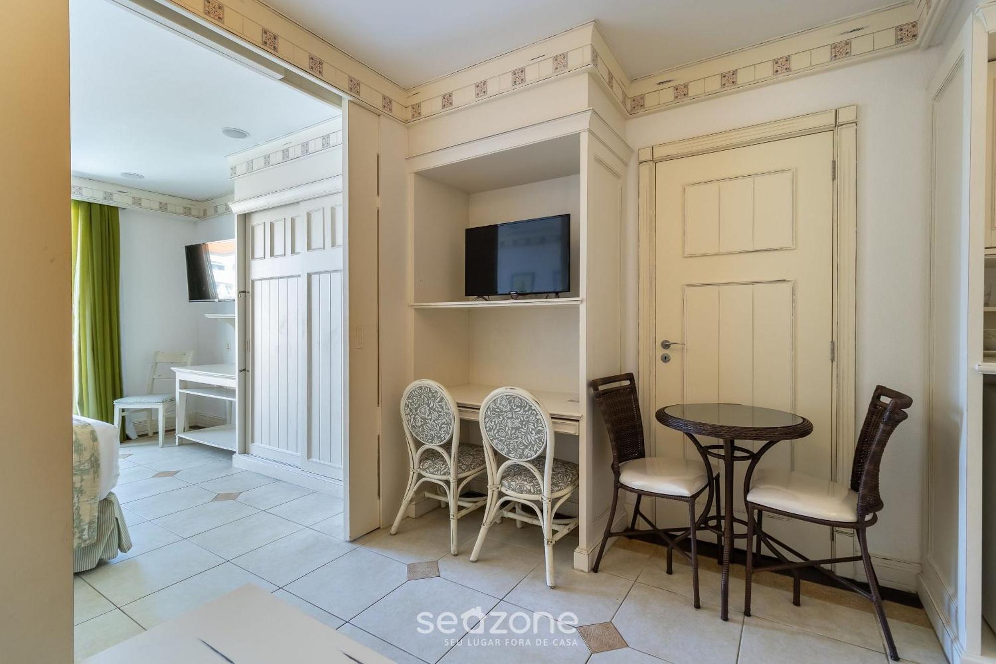 Studio Dentro De Hotel - Seazone Ilcjr ฟลอเรียนอโปลิส ภายนอก รูปภาพ